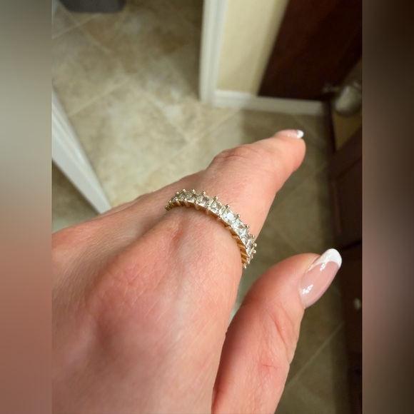 Ring - Picture 2 of 2